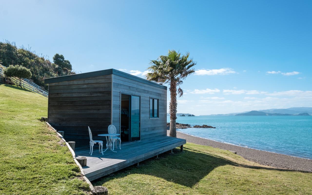 Вилла Waiheke Waters Edge Omiha Экстерьер фото